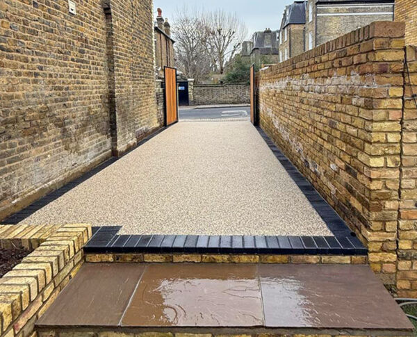 Resin Bound Driveway and Steps, Bexley. Award-Winning Paving