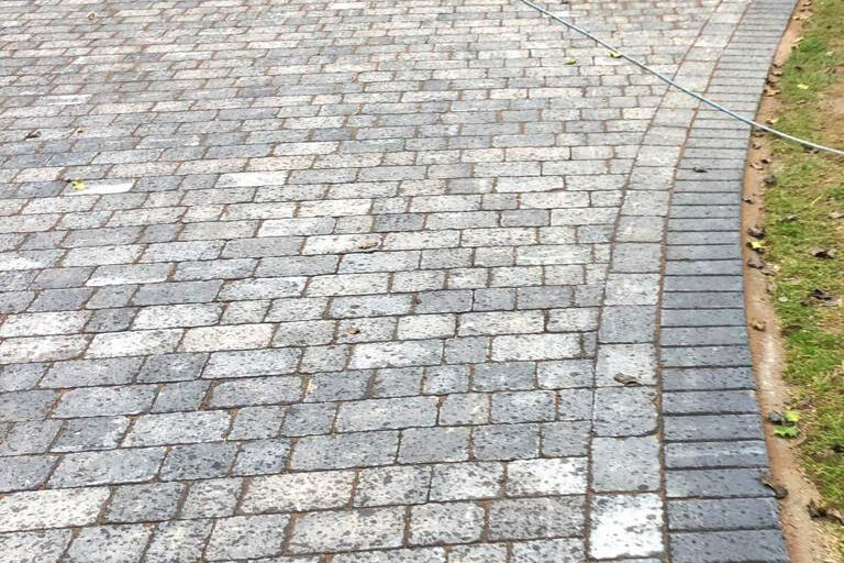 Tegula Block Paving Driveway, Gravesend. Award-Winning Paving